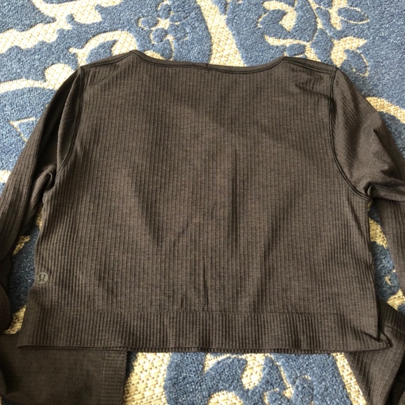 Lululemon ribbed long sleeve crop top - Picture 5 of 7
